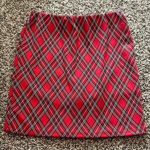 NWOT Beautees Red Pencil Plaid Skort